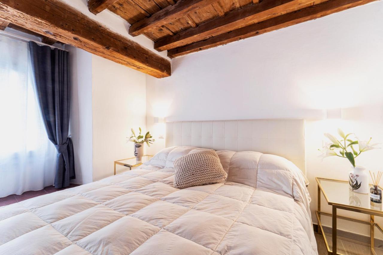 Palazzovilla Historic Building Luxury Suite Florence Exterior photo