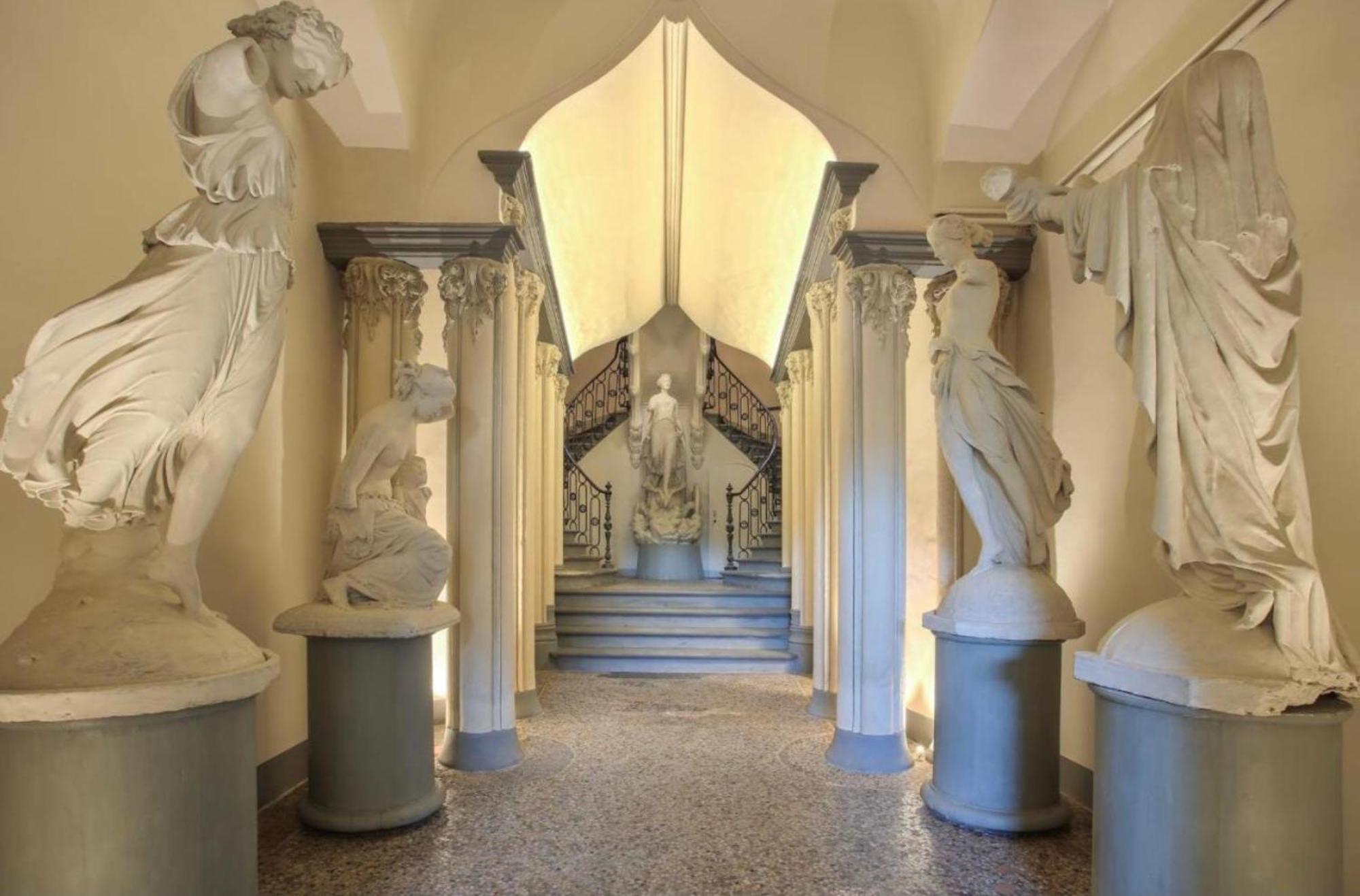 Palazzovilla Historic Building Luxury Suite Florence Exterior photo